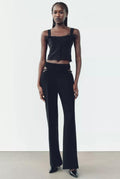Pantalón cut out